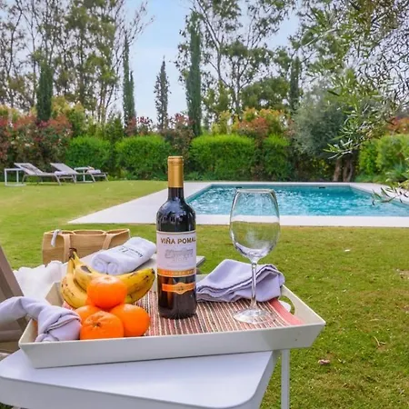 מלון Langre Guadalmina Baja By Ruralidays 4*